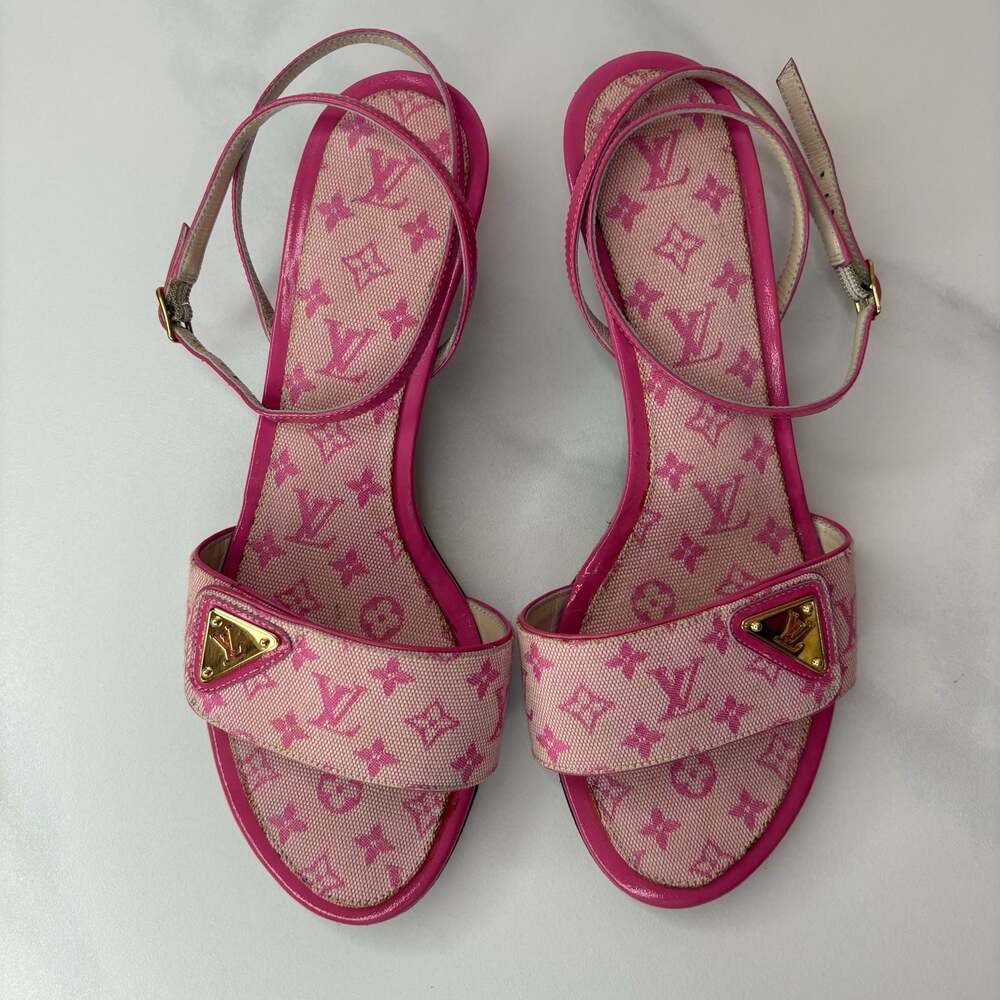 Louis Vuitton Vintage Pink Monogram Canvas Slingback Kitten Heel Sandals